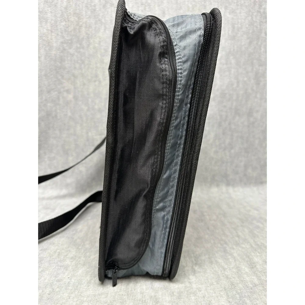 Case-it Zipper Binder Black Gray 3 Ring Expandable Shoulder Strap Handle